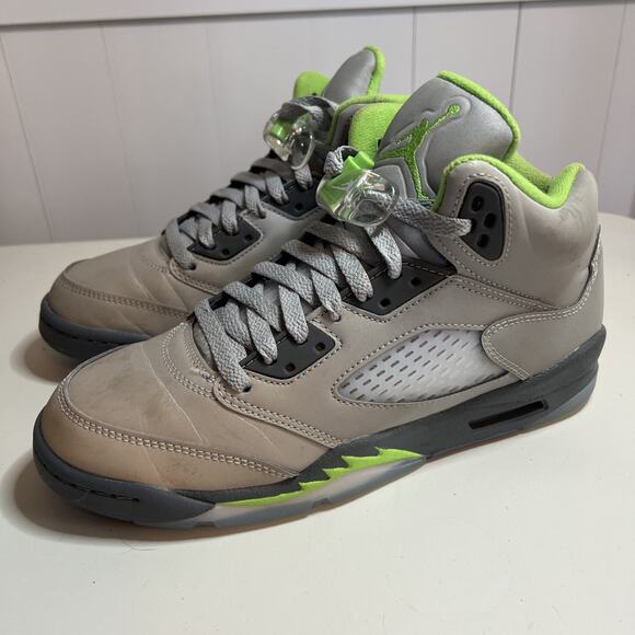 Jordan Other - Size 7Y (GS) - Jordan 5 Retro 2022 Mid Green Bean